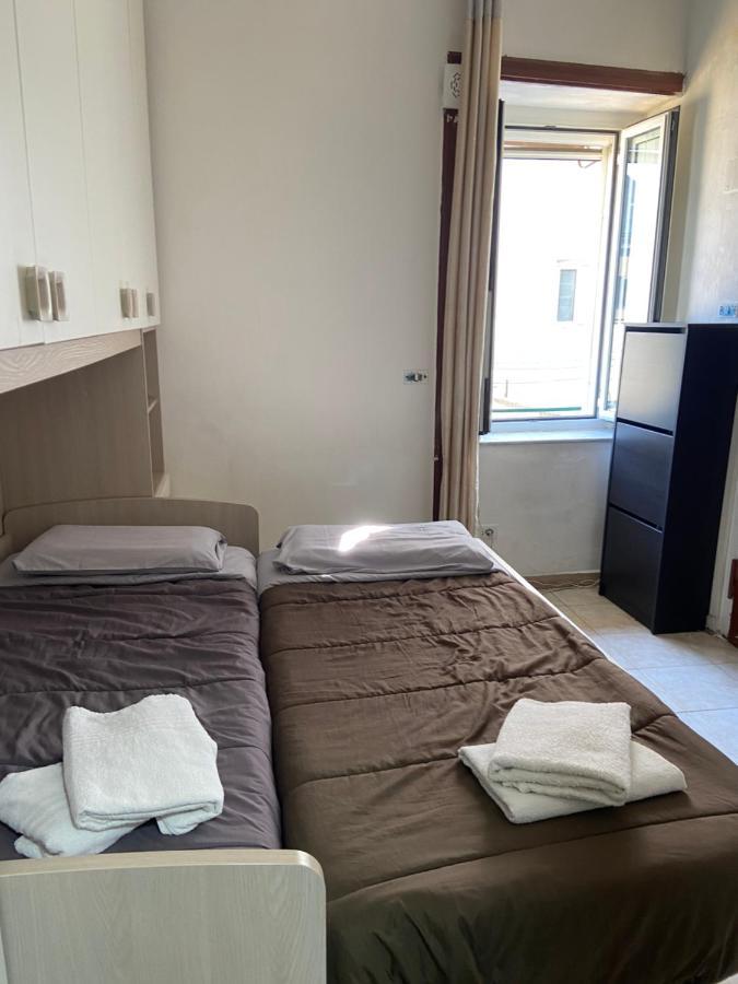 Apartamento La Casina Di Gio In The City Center Wi-Fi,Panorama Nápoles Exterior foto