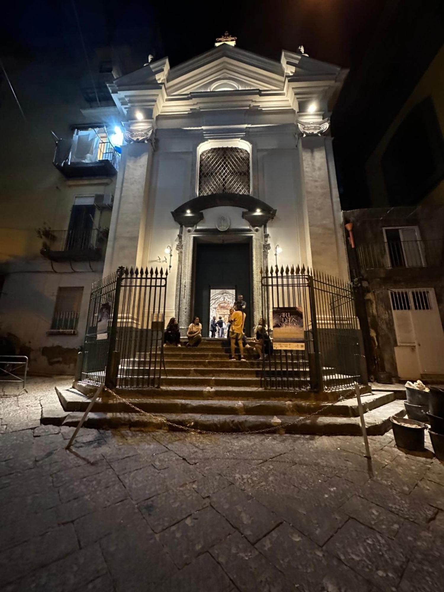 Apartamento La Casina Di Gio In The City Center Wi-Fi,Panorama Nápoles Exterior foto