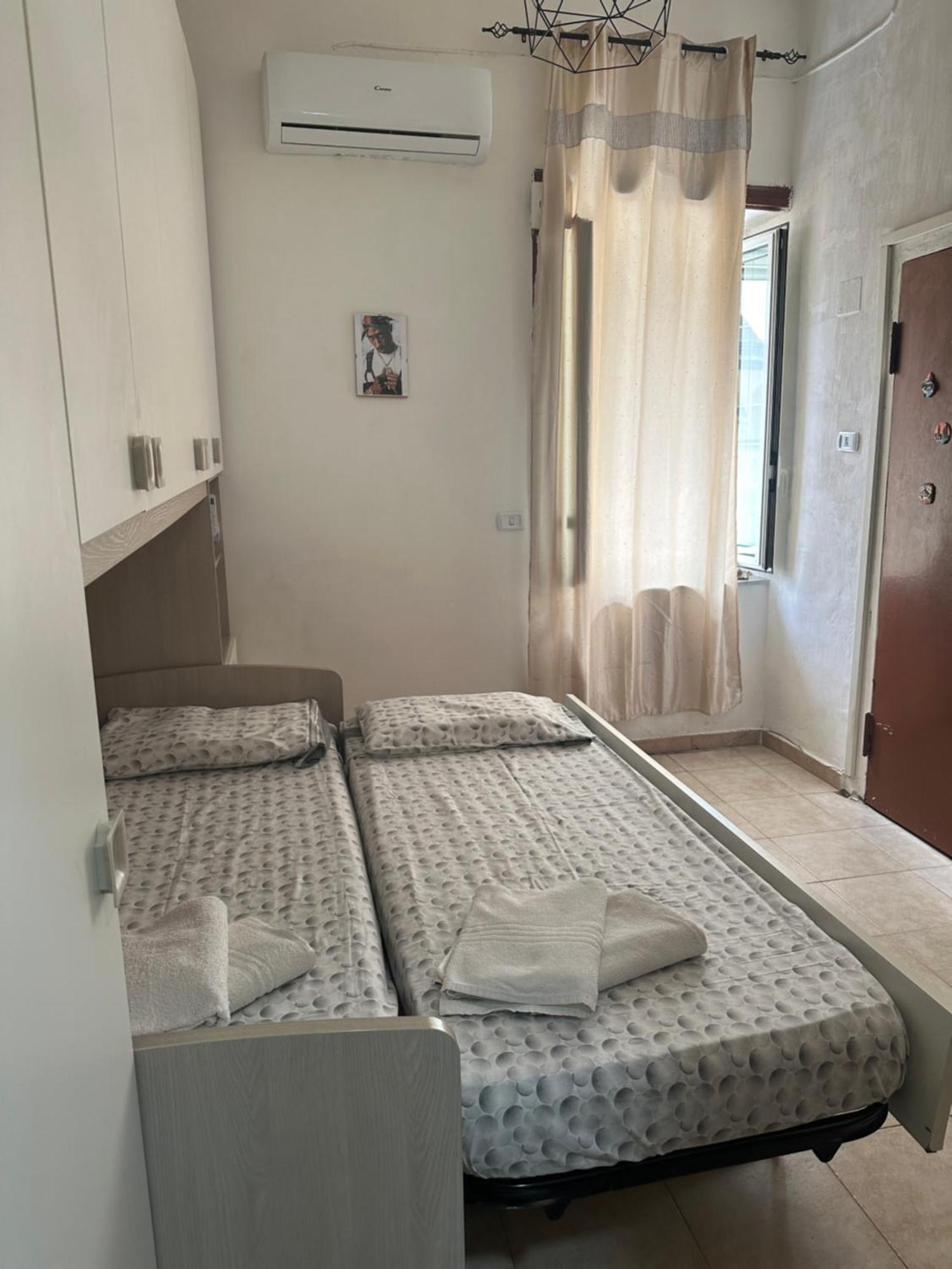 Apartamento La Casina Di Gio In The City Center Wi-Fi,Panorama Nápoles Exterior foto